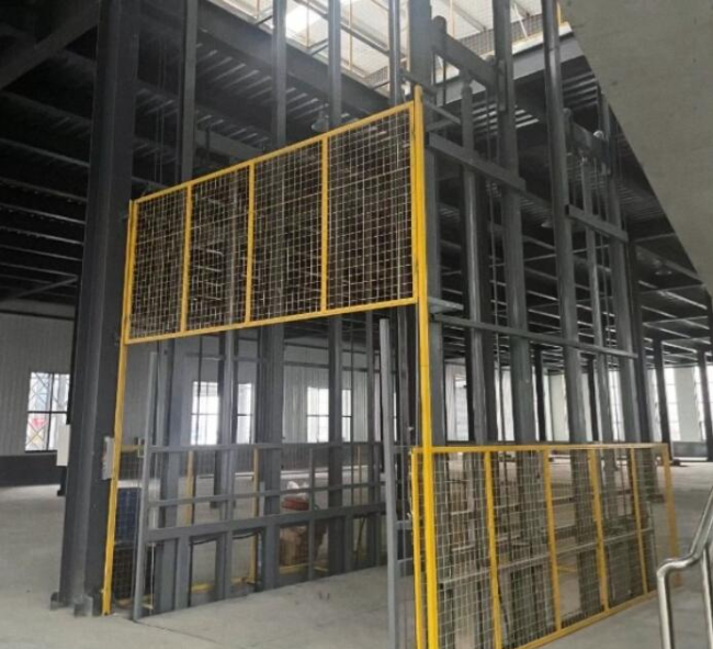 坡心镇请详细介绍一下货梯安装在室外的维护方法