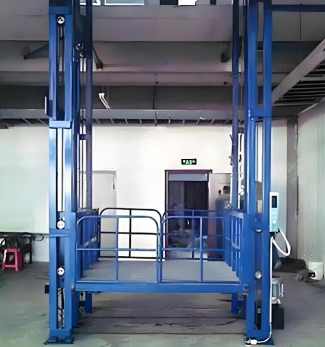 坡心镇导轨式升降货梯